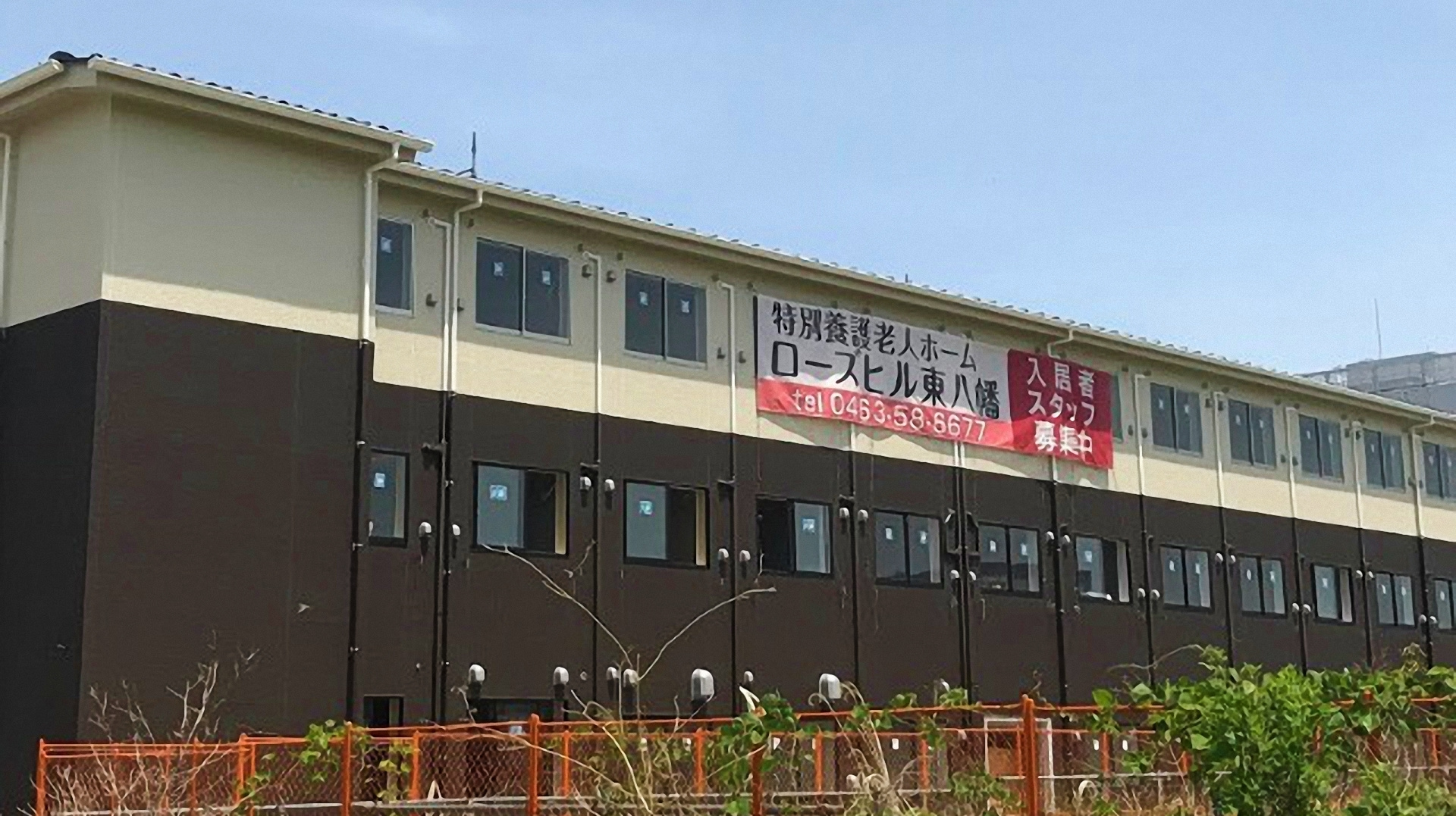 弊社で外壁工事（約2,500㎡）の施行を請け負いました「3階建て木造耐火構造」の特別養護老人ホームが完成しました！